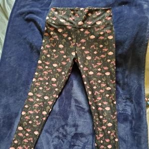 Leggings and muscle shirt